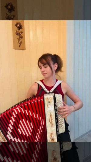 Расцвела под.окошком белоснежная вишня 🍒🍒 #гармонь #вишня #подпишись #