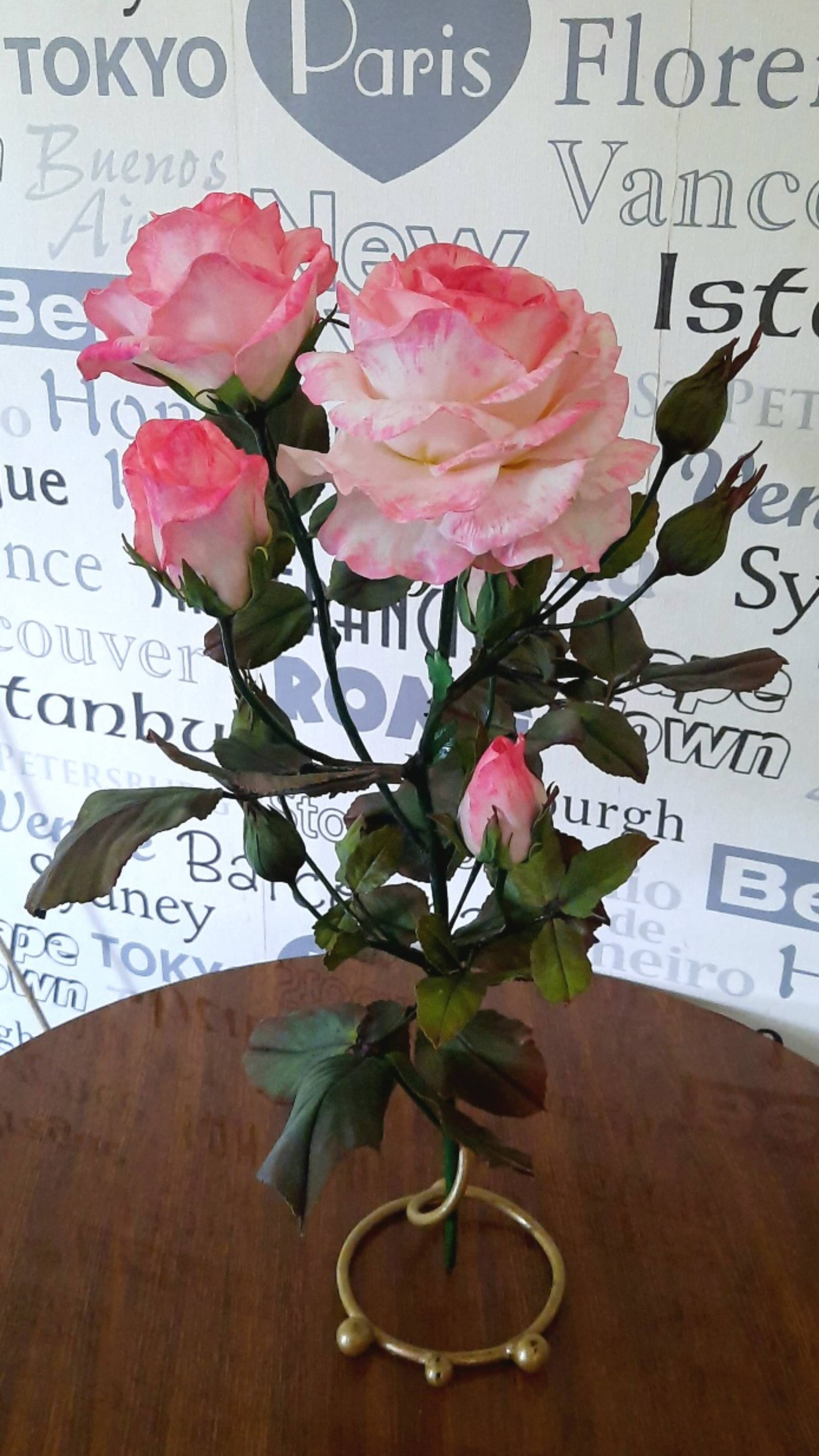 Смешанная техника:фоамиран и полимерная глина.