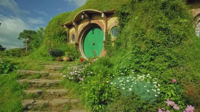 Властелин Колец. 🌿 Шир — Музыка из саундтрека — "Visual Escape". Путешествие в Хоббитон смотреть онлайн