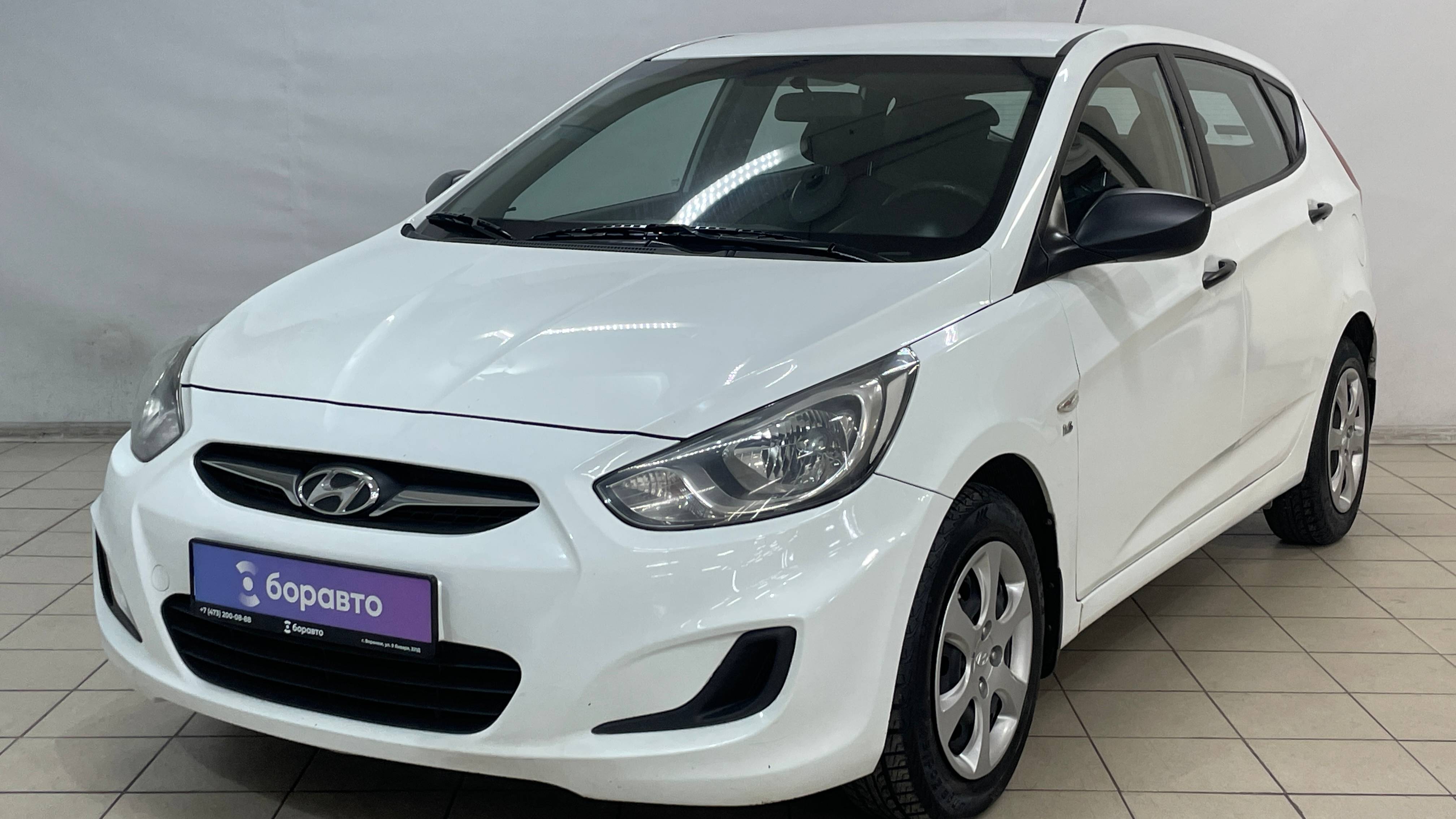 HYUNDAI SOLARIS смотреть онлайн