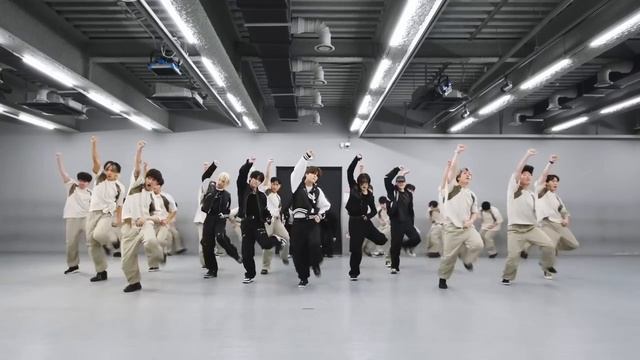 lalala stray kids смотреть онлайн
