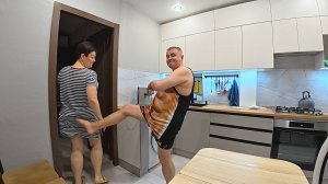 БЕСИМСЯ с Вованом! Устроил мне ИСТЕРИКУ, перебрала и ВЫКИНУЛА его ТРУСЫ) Расхламляю гардероб! Влог