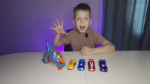 Распаковка бластера и обзор машинок из мультика Легенды Спарка