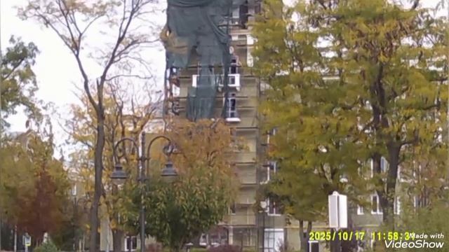 Мариуполь ⛵ восставший из пепла, хорошеет с каждым днём 🏢🏗️🏗️🏗️🏢🏢🏢 смотреть онлайн