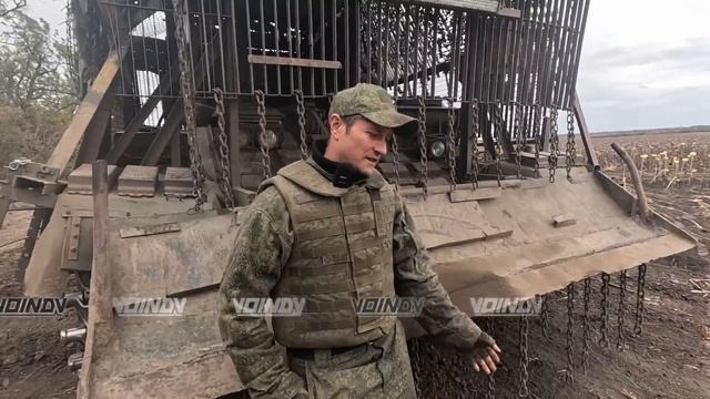 Интервью с Рустамом - командиром экипажа БРЭМ группировки войск "Восток" смотреть онлайн