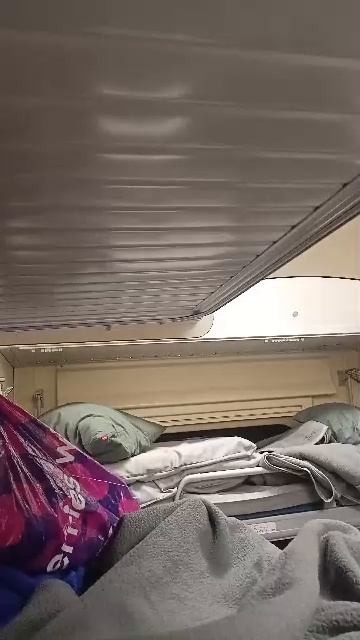 я в поезде смотреть онлайн