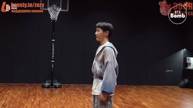 J-Hope и Джин из BTS снимают челлендж на песню Running Wild смотреть онлайн