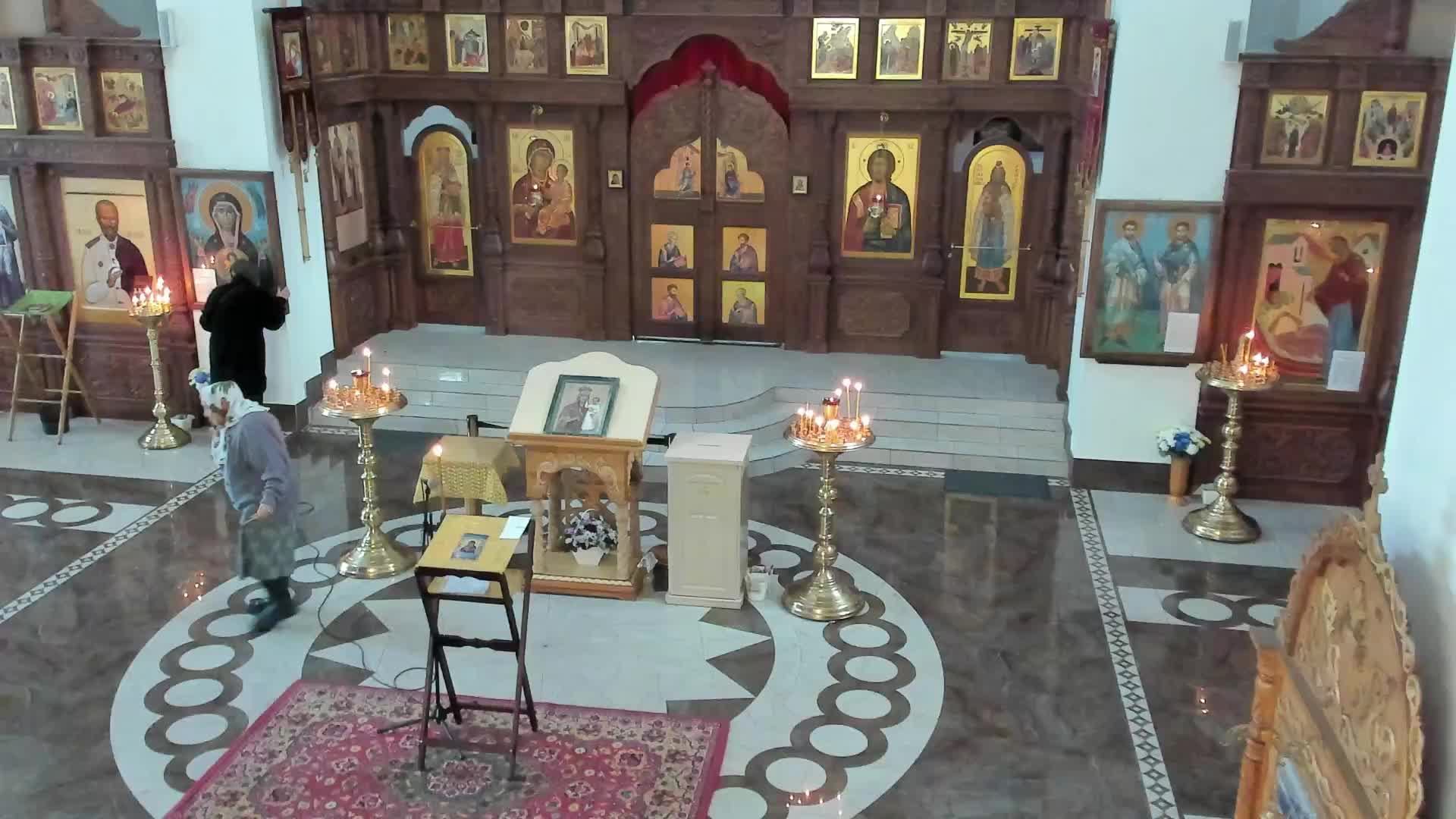 Чтение акафиста Богородице за воинов в храме свв. Космы и Дамиана 19.10.2025г. смотреть онлайн