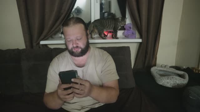 Про продукты которые мама купила на пенсию Читаю комментарии зрителей ПОДВАЛ ИЛЬИЧА жизнь в Сибири смотреть онлайн