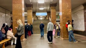 Еду в Московском метро по кольцевой линии, до станции - Кропоткинская. Метро Москвы. Эпизод 69