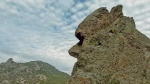 Гора Кара-Даг или Черная гора — это одна из великолепных достопримечательностей Крыма