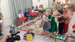 «Разные колёса» осенний утренник в старшей группе