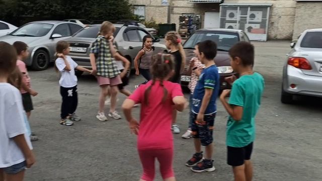 Крылова А.Х. Проект интерактивных чтений Бабушкин  сундучок Игры