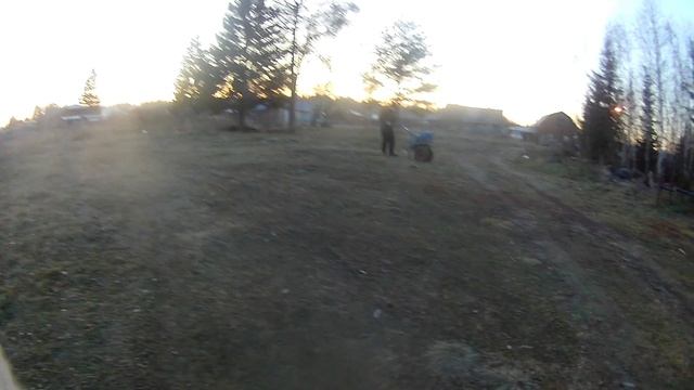 Мотоблок МБ-1Д Калужский , под восстановление . Сын осваивает мотоблок , ржу немогу. смотреть онлайн
