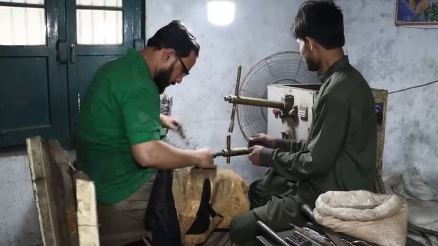 Процесс массового производства вешалок на заводе смотреть онлайн