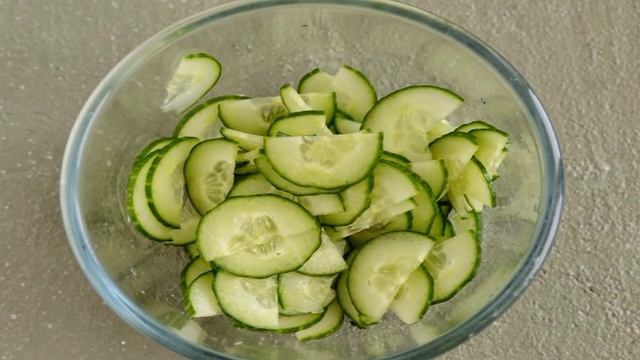 Салат из моркови и шампиньонов