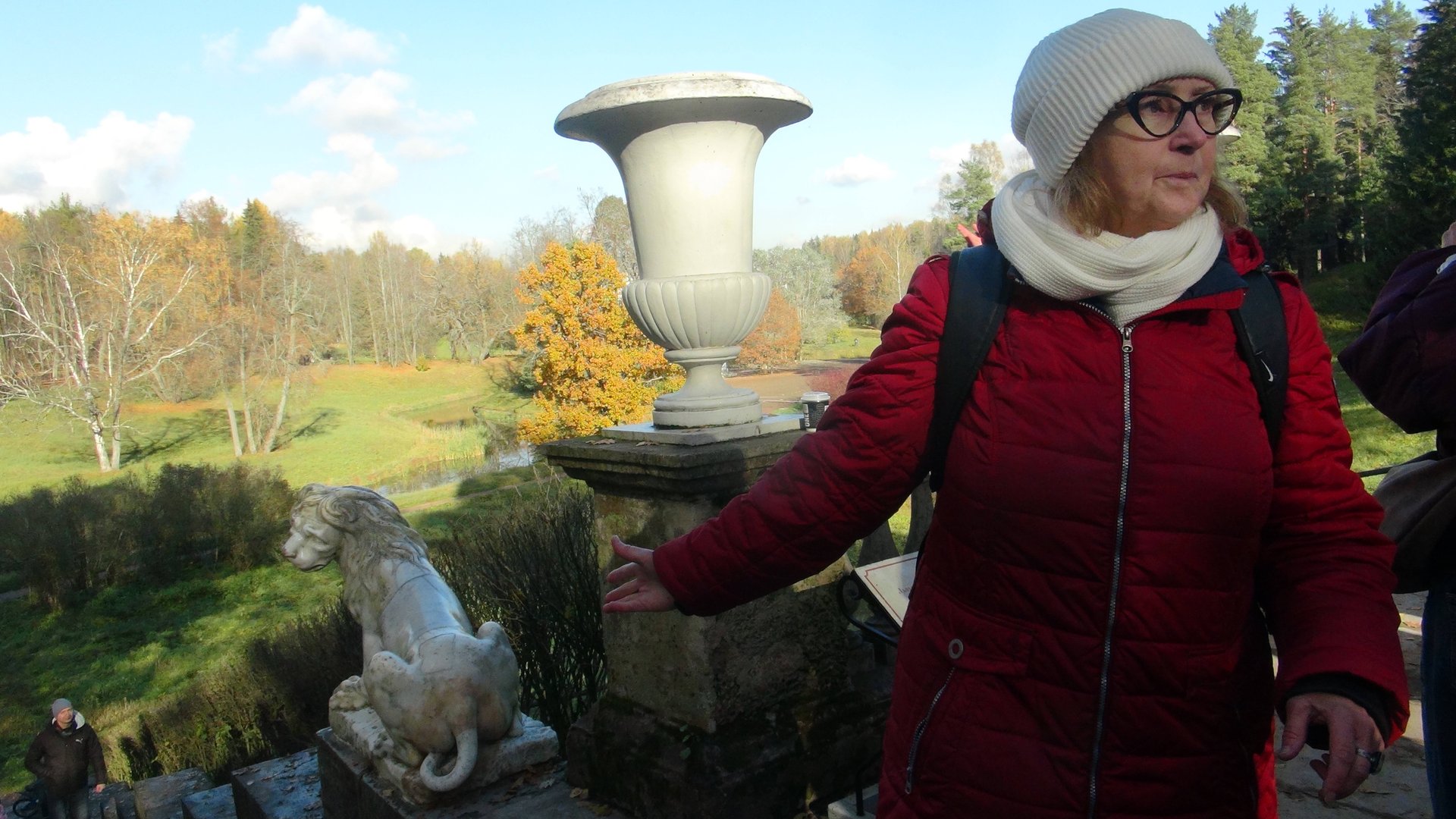 Павловский парк. Экскурсию по парку ведет Людмила Соколова (фрагменты)_18 октября 3025