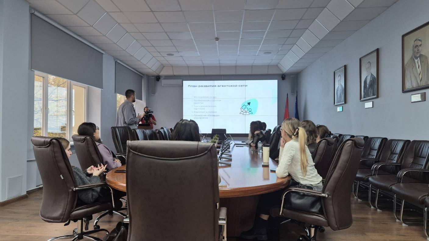 «Открываем гостеприимную Россию». В РГУТИС прошёл профориентационный фестиваль смотреть онлайн