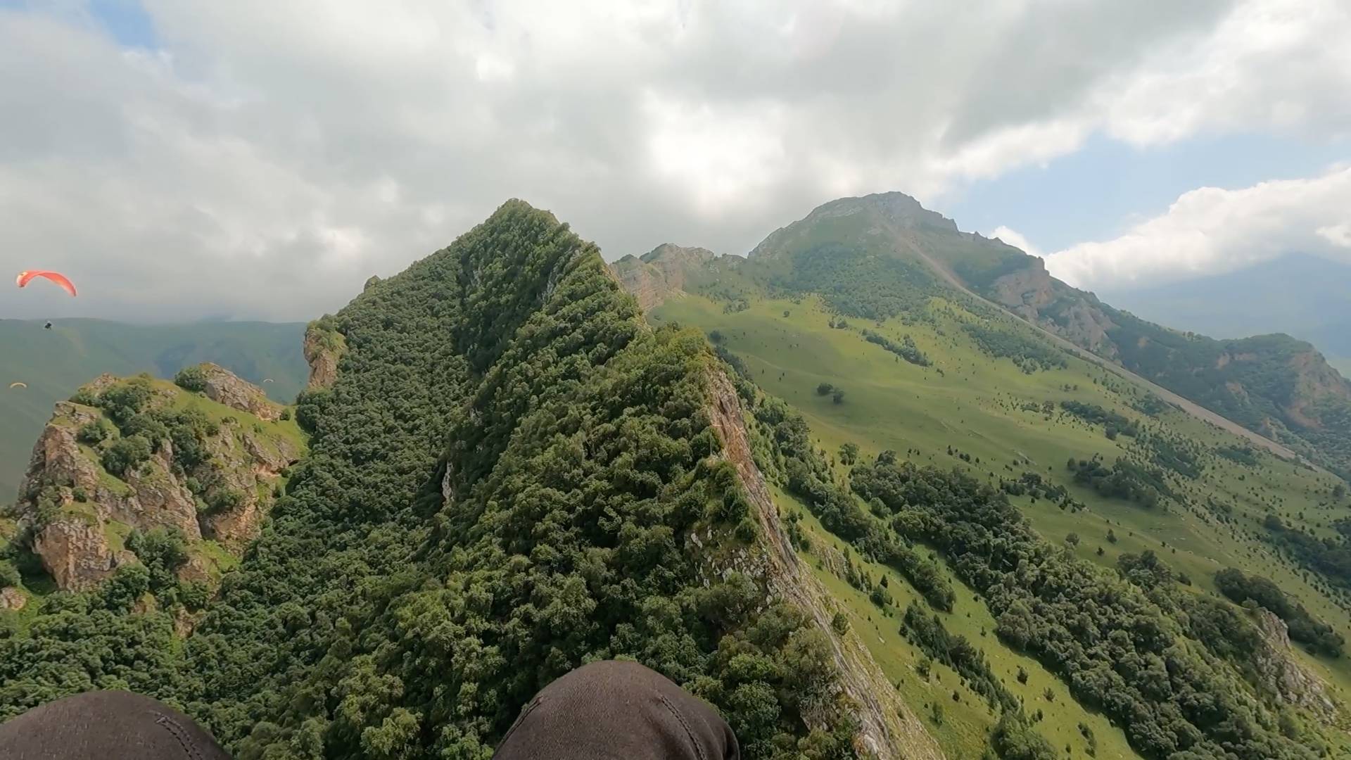 Северный Кавказ #12.Перевал Актопрак и парадром Чегем. смотреть онлайн