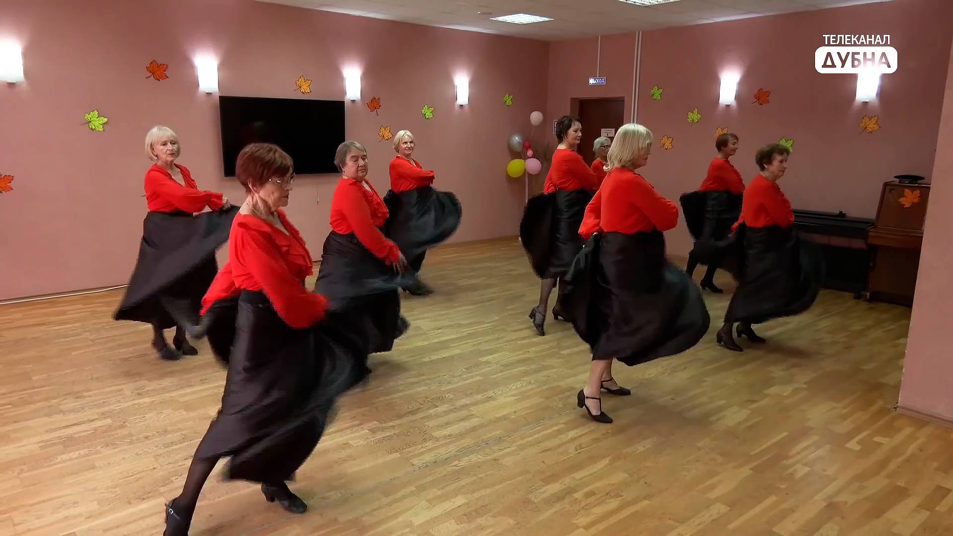 Танцы – самое популярное направление в клубе «Активное долголетие» в Дубне смотреть онлайн