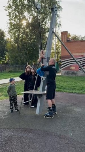 Демида усыновили 🤓