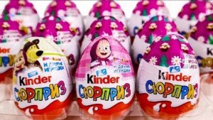 Киндер сюрприз Маша и медведь