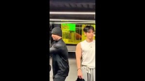 Спортзал Ким ТехЁн и Чон Чонгук