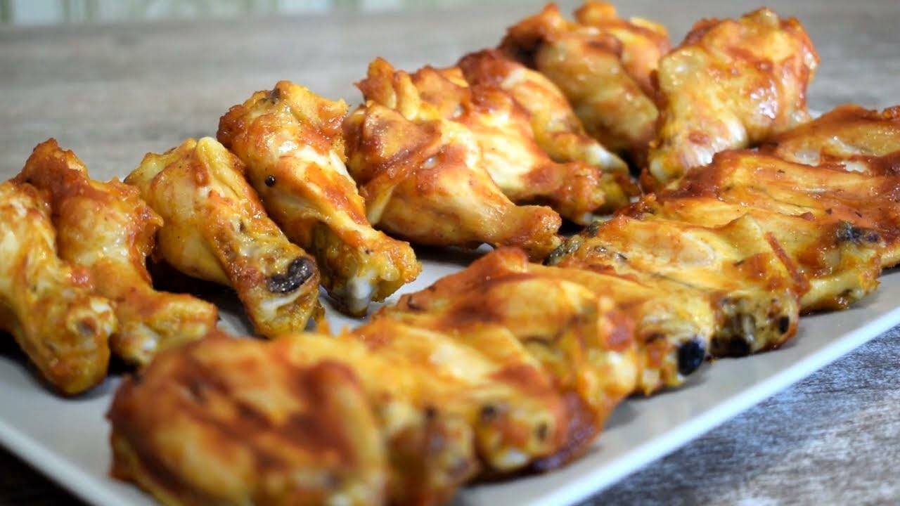 Научила сестра, удивила всех моих гостей! Таких вкусных сочных куриных крылышек я еще не ела! смотреть онлайн