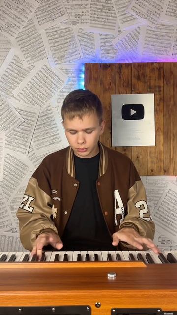 Угадай песню по мелодии пианино 🎹 смотреть онлайн