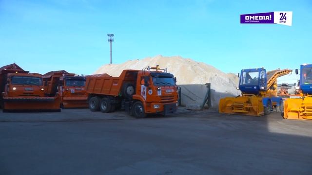 Зима близко. Дорожники Сургута готовы встретить предстоящие снегопады смотреть онлайн