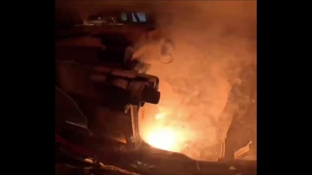 Эпизод боевой работы экипажа Т-90 ВС РФ в зоне проведения СВО. смотреть онлайн