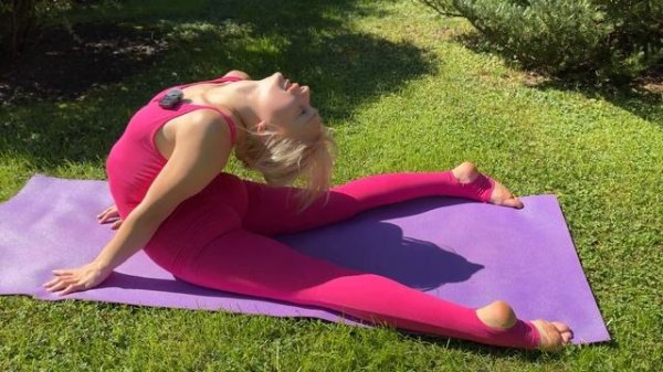 Contortion Backbending Routine – Easy or Hard Flexibility Test! (4K)