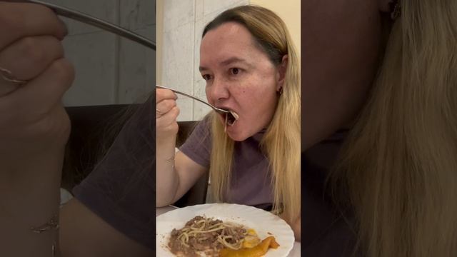 Ужин в санатории 17.10.2025. Мукбанг смотреть онлайн