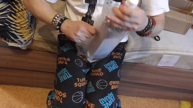 распаковка  Wildberries зубные щётки сироп кленовы зубная индийская паста книга карновал безумия