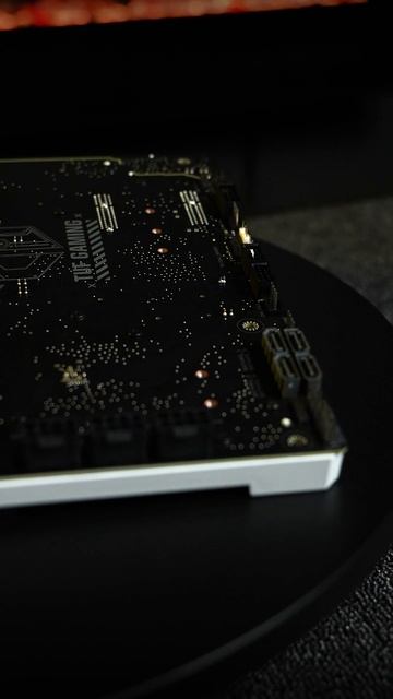 ASUS BTF и MSI ZERO — Что Это? Новая Сборка ПК Без Видимых Проводов! смотреть онлайн