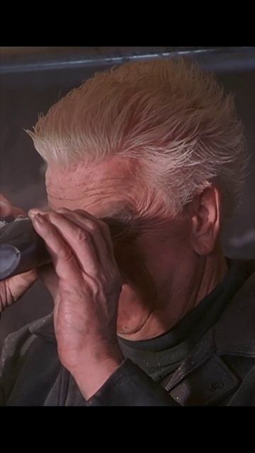 Lieutenant Vergil Drebin #nakedgun #vergil #dmc смотреть онлайн