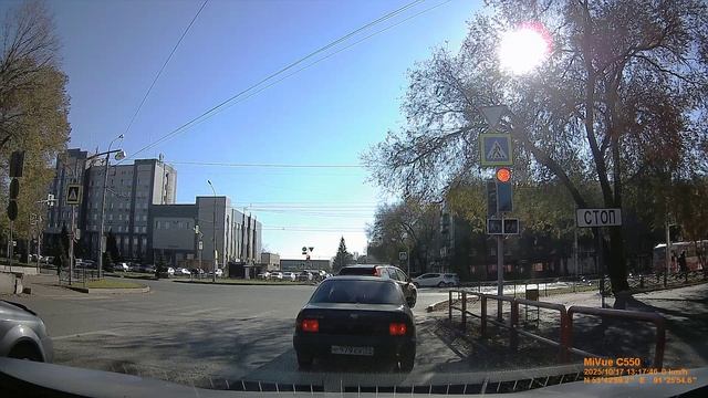 На красный и двойная смотреть онлайн