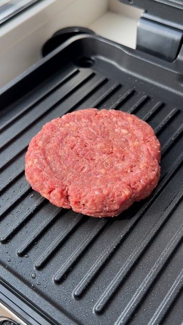 Домашние бургеры с электрогрилем Kitfort КТ-1626