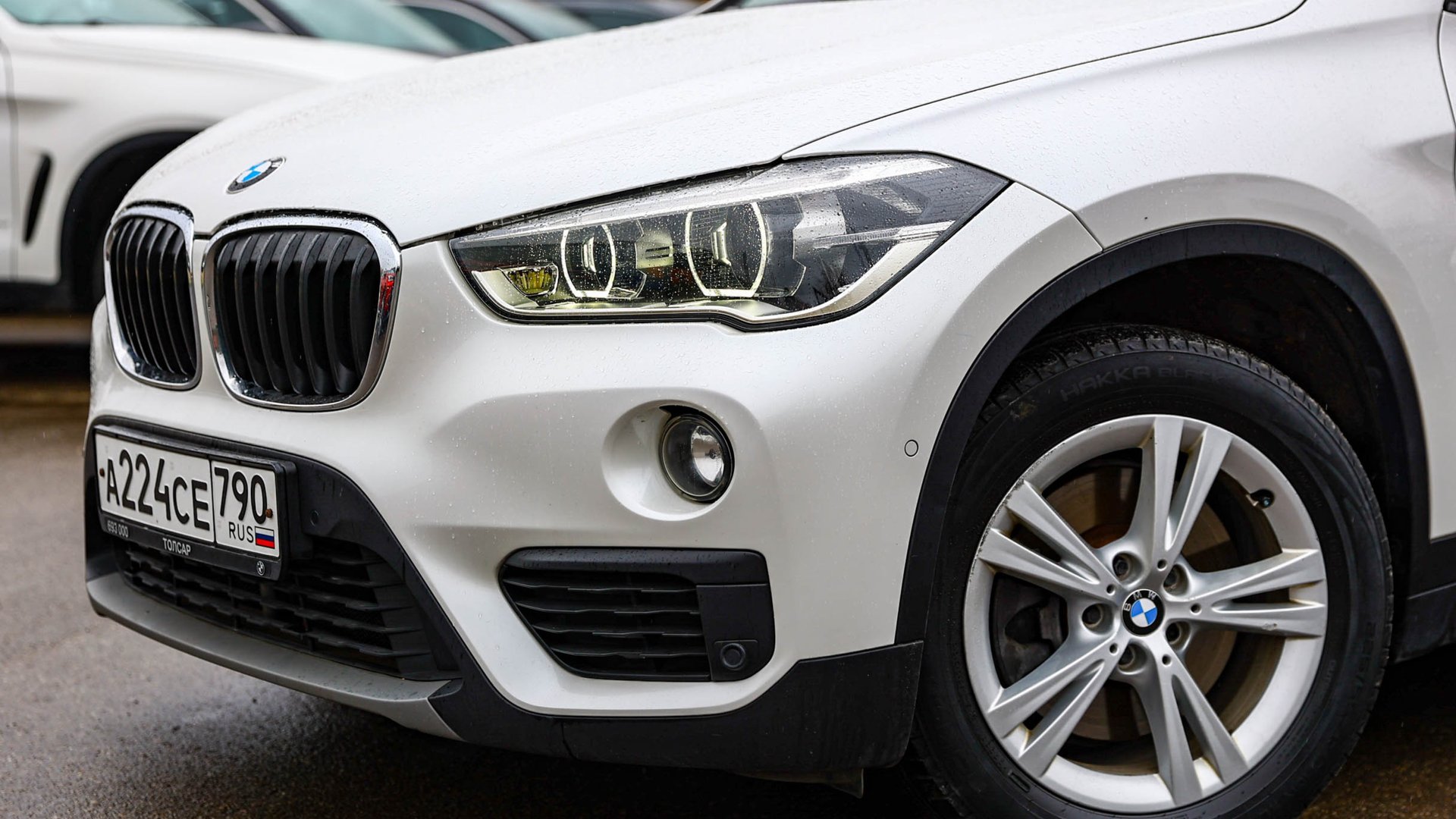 Честная продажа BMW X1 20i xDrive смотреть онлайн