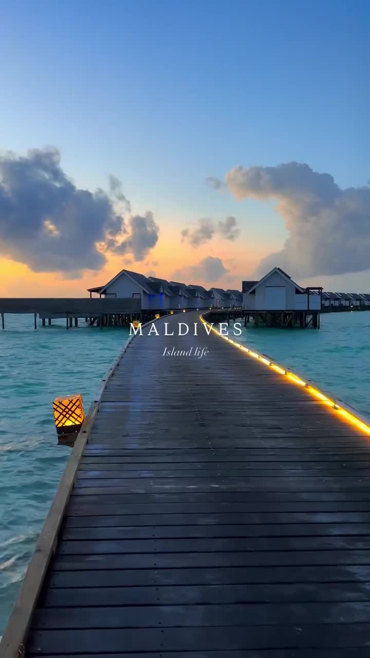 Мальдивы - это государство с самой низкой средней высотой над уровнем моря, что представляет угро... смотреть онлайн