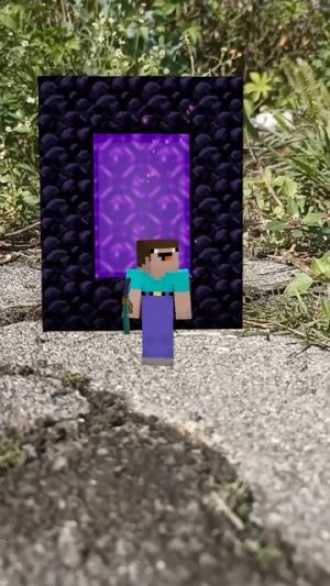 Нубик Попал В Реальный Мир Minecraft #shorts #майнкрафт