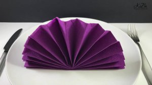 Павлин. Сервировка Бумажных Салфеток На Стол. Как красиво сложить салфетку