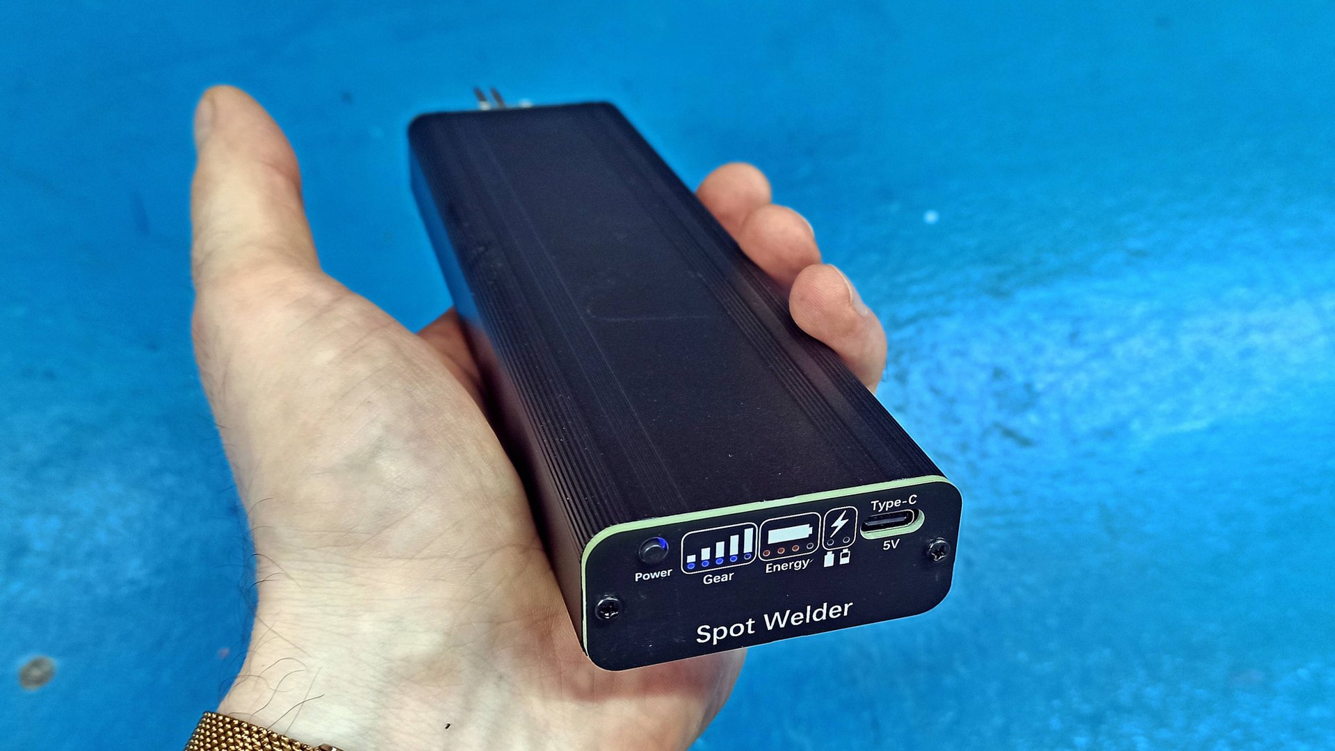 Китайцы опять удивляют! Мини сварка за 10$ смотреть онлайн