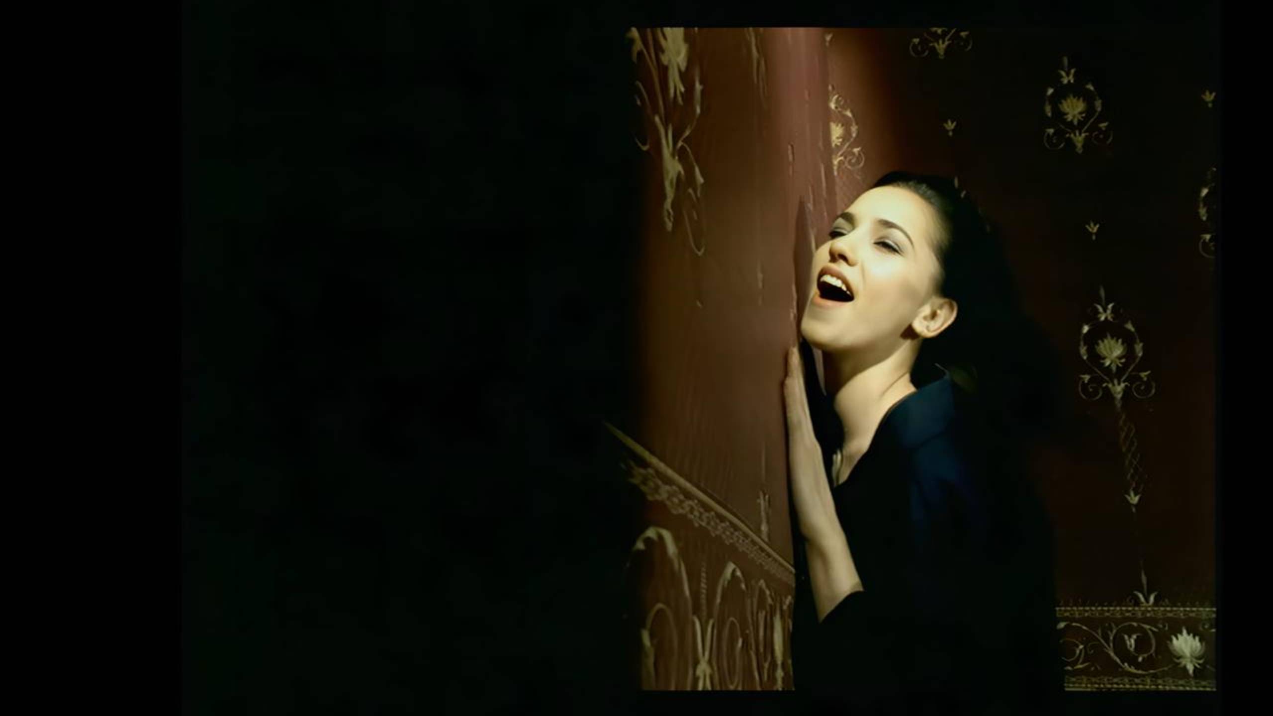 MONOKINI - Ветер (2003 I реставрация 4К) смотреть онлайн