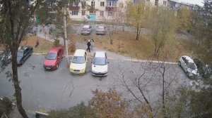 Гайские подростки  на Коммунистической