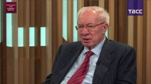 Николай Азаров дал интервью Ларри Джонсону