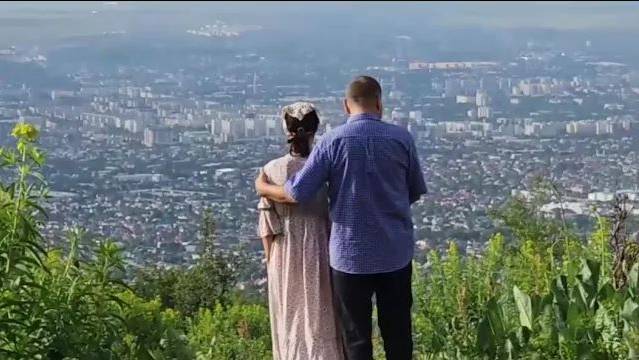 Песня "ОН и ОНА" смотреть онлайн