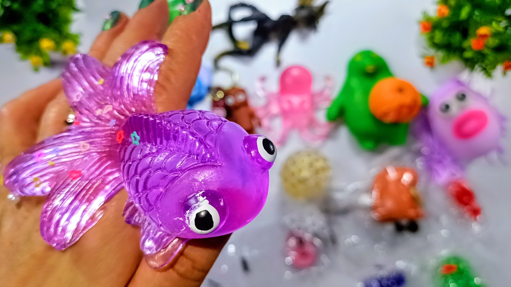 АСМР РАСПАКОВКА сквишей и антистрессов 🥰 Таба лапки 🐾 приятные звуки АСМР сквишей и АНТИСТРЕССОВ❤️ смотреть онлайн