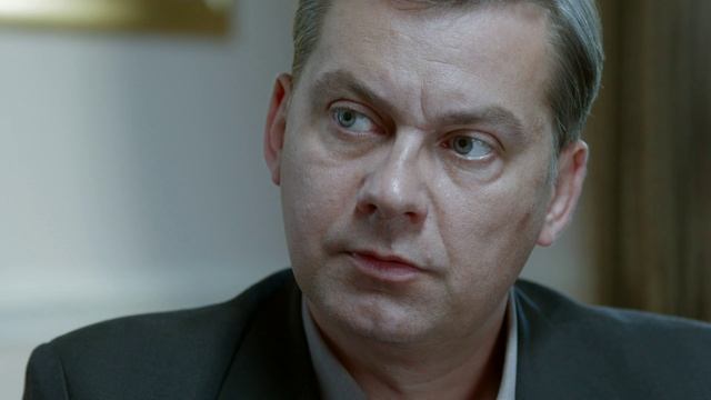 Марафон для трех граций (2015) Иронический детектив 2 серия смотреть онлайн