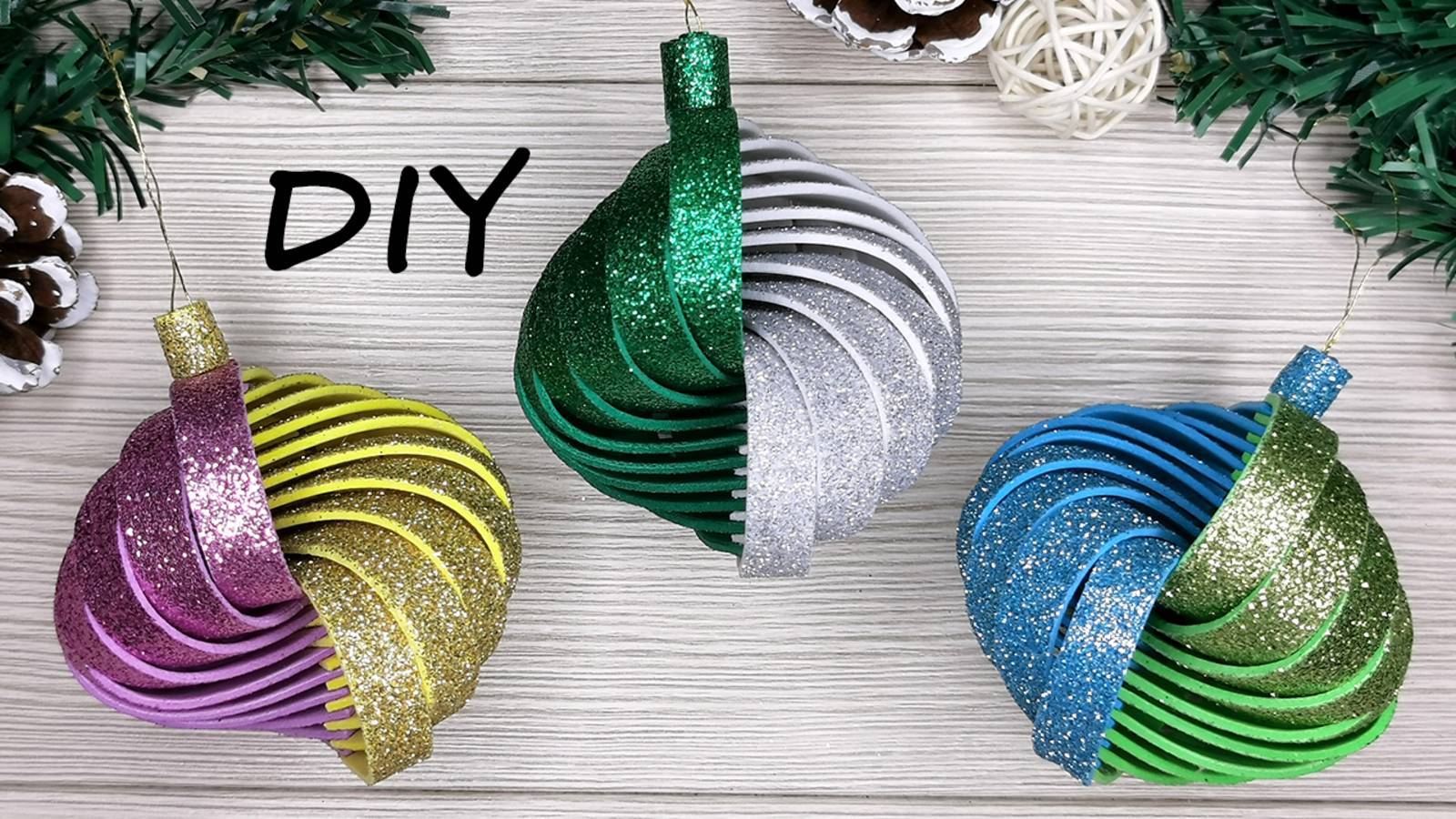 Из полосок фоамирана новогодняя игрушка на ёлку своими руками. Мастер-класс новогодний смотреть онлайн